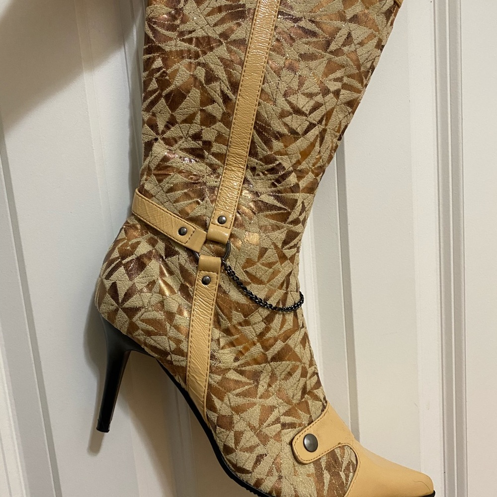 Yoki Tan and Brown Heeled Boots - Picture 10 of 13